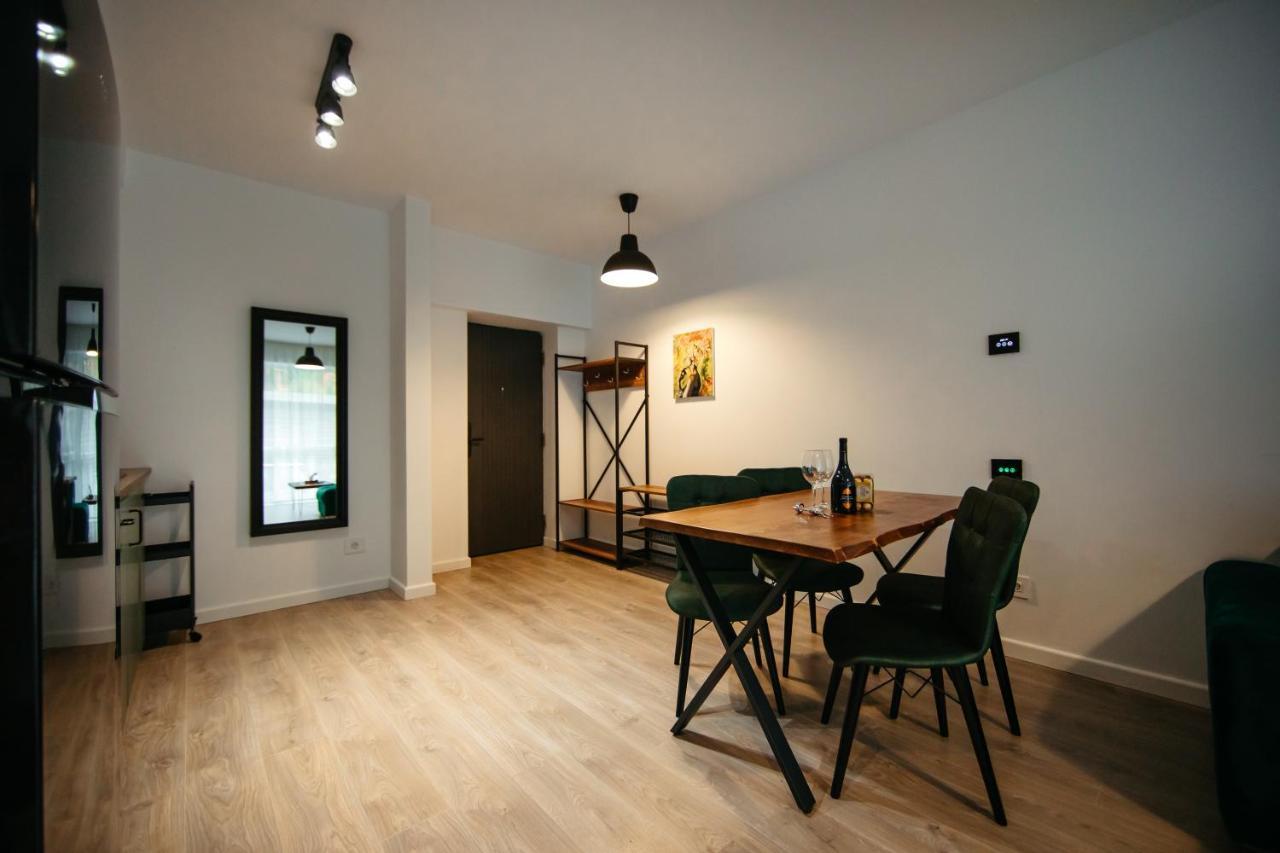 Mountain Retreat Apartment Sinaia Exterior photo