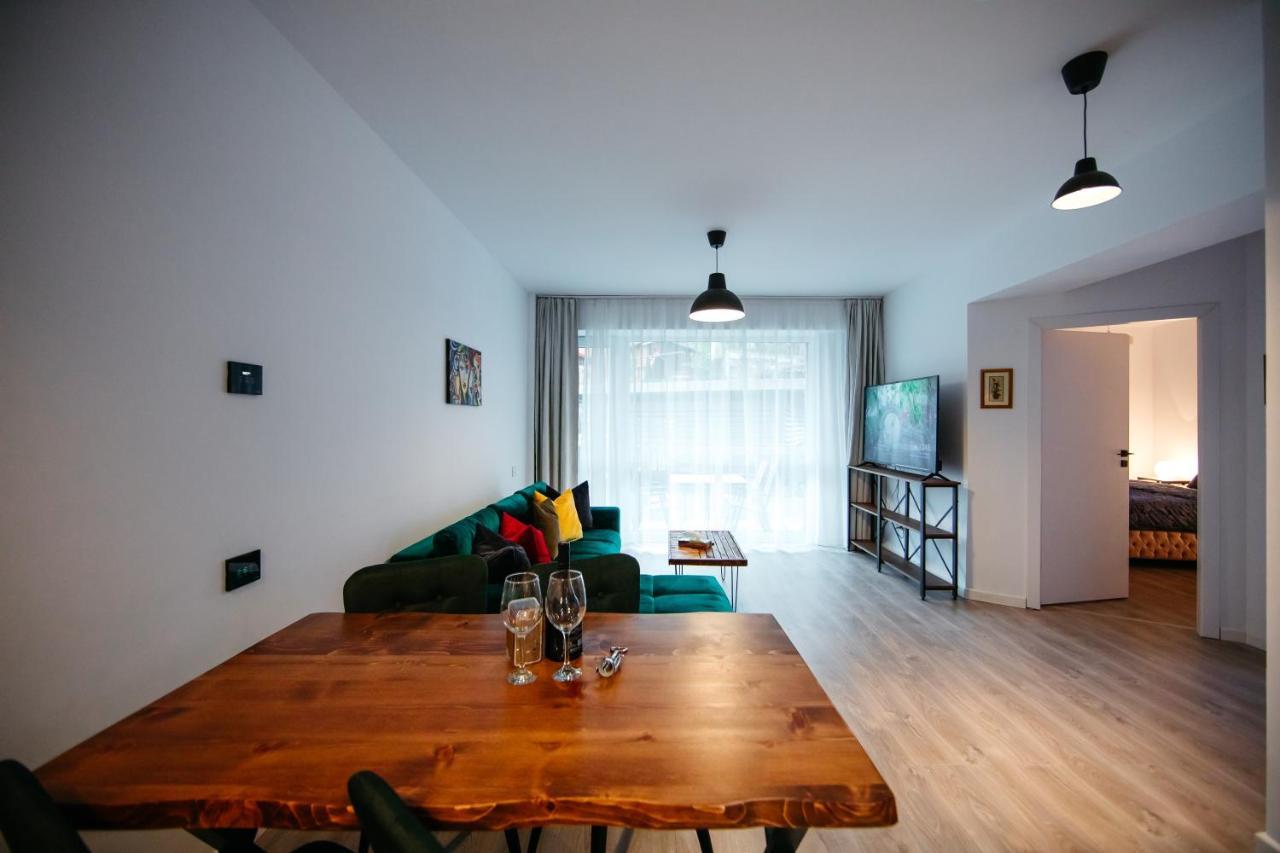 Mountain Retreat Apartment Sinaia Exterior photo